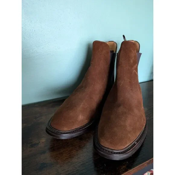NEW Men's Brown Suede Gusset Boot with Dainite Rubber Sole, Size 11